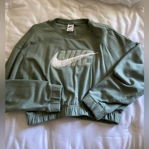 Nike cropped sweatshirt